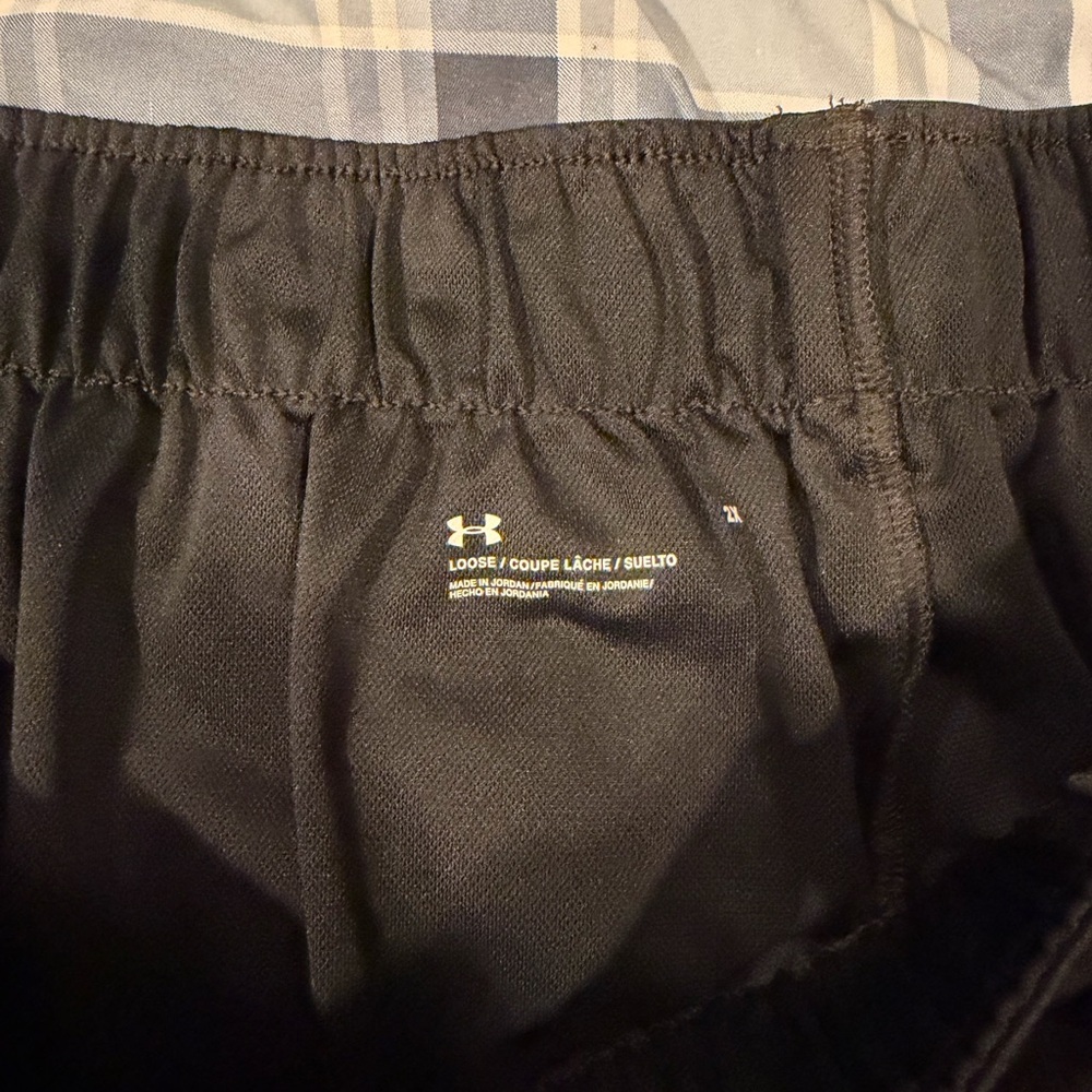 Under Armour - Picture 2 of 2